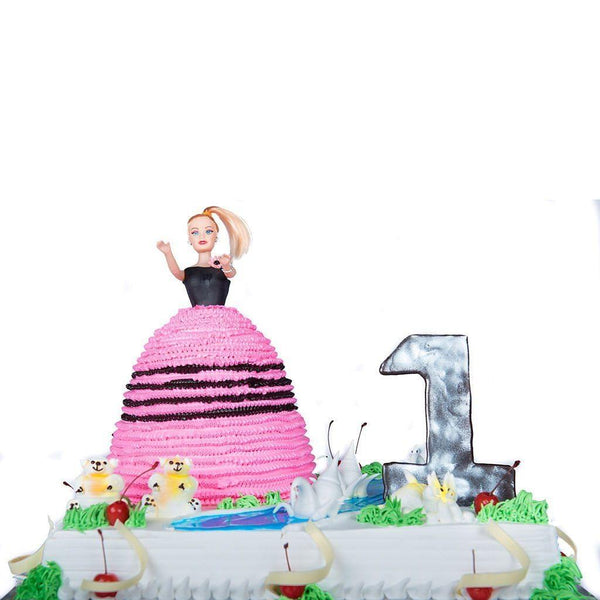 Barbie in her Garden Cake