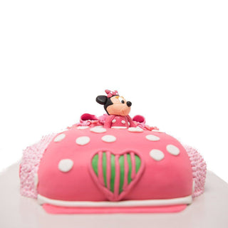 Minnie Mouse On A Drive Cake