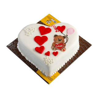 XOXO Heart Cake