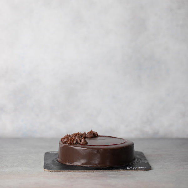 Milk Chocolate Strawberry Cake Cakes Shop Cake-Bee