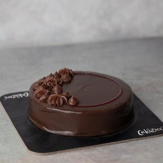 Milk Chocolate Strawberry Cake