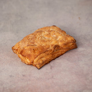 Paneer Puff Puffs Shop Cake-Bee