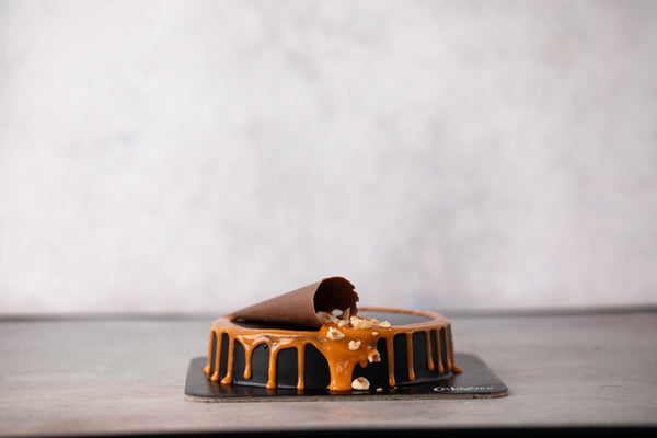 Dutch Chocolate Truffle Cakes Shop Cake-Bee