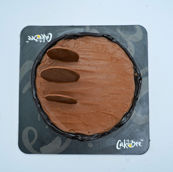 Dark Chocolate Caramel Cake