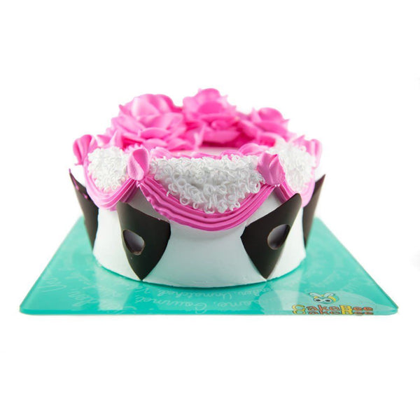Classic Rose Swirl Cake