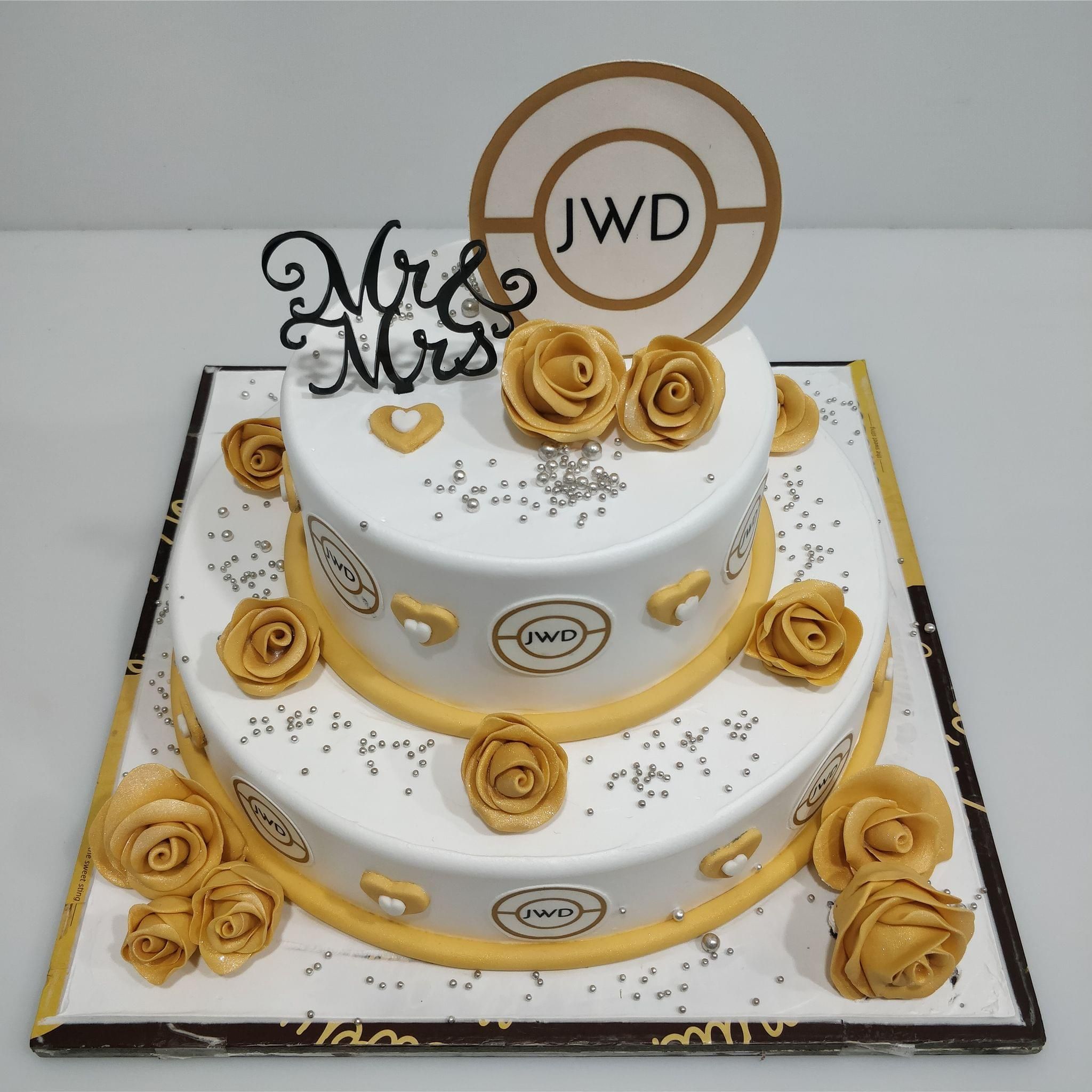 Buy 2 Tier Elegant Wedding Cake Online Cake Delivery CakeBee buy-2-tier-elegant-wedding-cake-online-cake-delivery-cakebee