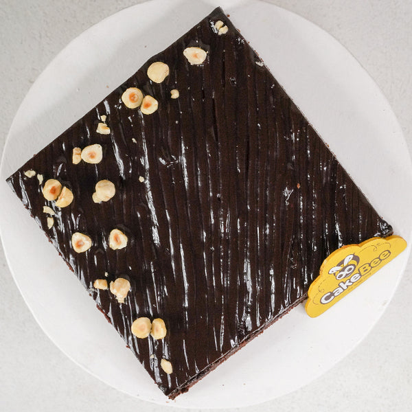 Buy/Send Fudge Brownie Cake Half kg Online- FNP