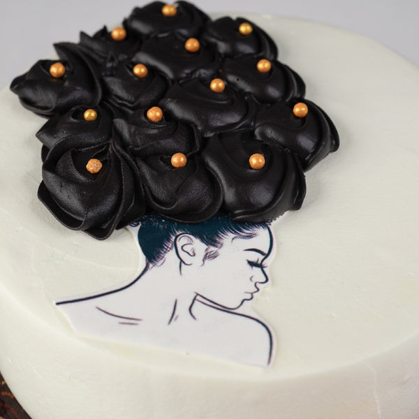 Boss lady theme cake for order details contact : 03214689191 #redolence  #bosslady #ladyboss #cakesinlahore #bestcakesintown #desserts… | Instagram